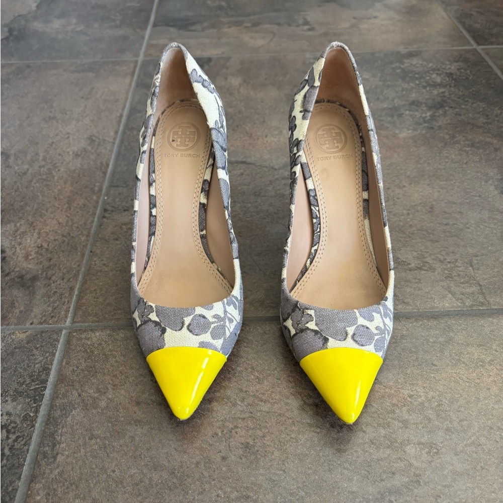 Tory Burch Yellow and Gray Patterned Heels
